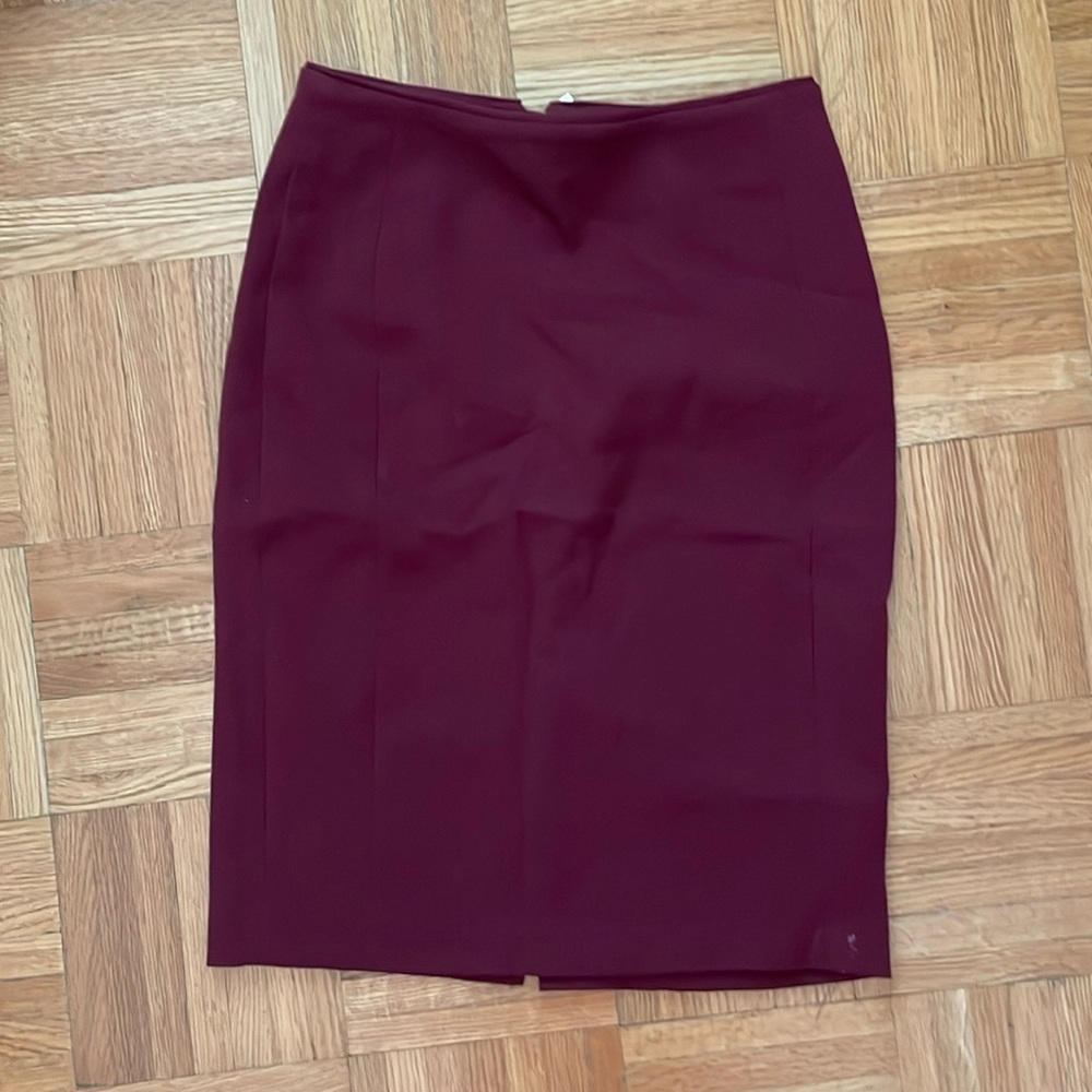 H&M red bourgogne pencil skirt